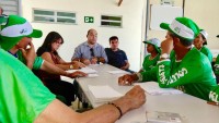 ?? Reunião no Centro Regional de Triagem de Materiais Recicláveis do CPAC, com todos os membros da Cooperativa de Catadores de Itabaiana - COORECI, Representantes da Empresa CONPETSAN, e os técnicos do CPAC, que teve como pauta o treinamento para uma gest