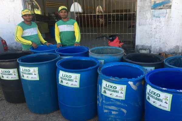 CPAC entrega tonéis para coleta seletiva no município de São Miguel do Aleixo