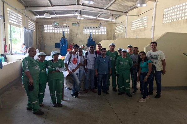 Estudantes da UFS de Itabaiana realizam visita técnica ao Centro de Triagem do CPAC